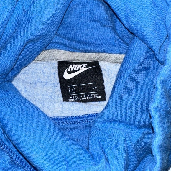 Nike hoodie - Picture 2 of 2